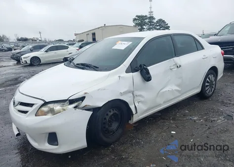 2011 Toyota Corolla Le z USA, uszkodzony, nr VIN 2T1BU4EE3BC717719